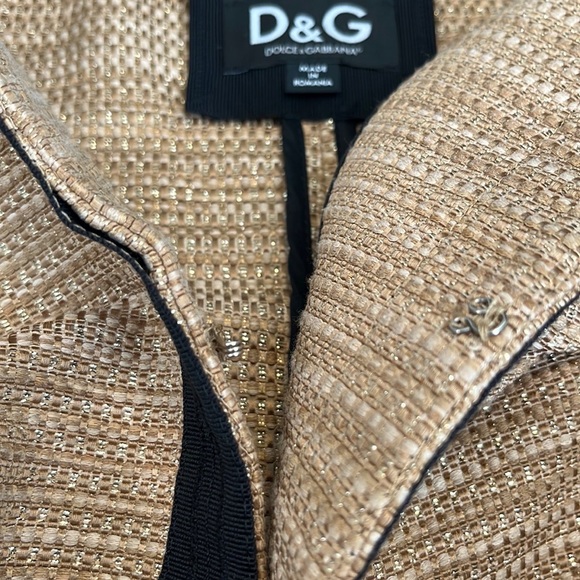 D&G Dolce and Gabbana Gold Metallic Tweed Cropped Blazer Jacket, IT 40 US 4 - Picture 12 of 16